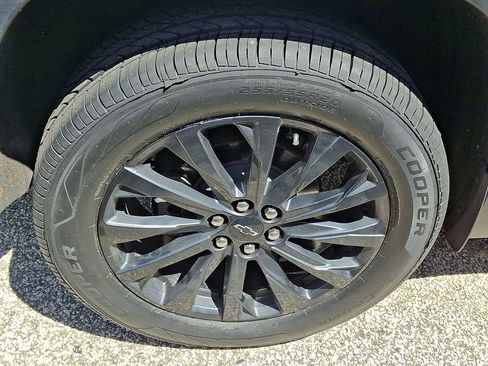 Certified 2023 Chevrolet Traverse RS AWD/4WD image 9