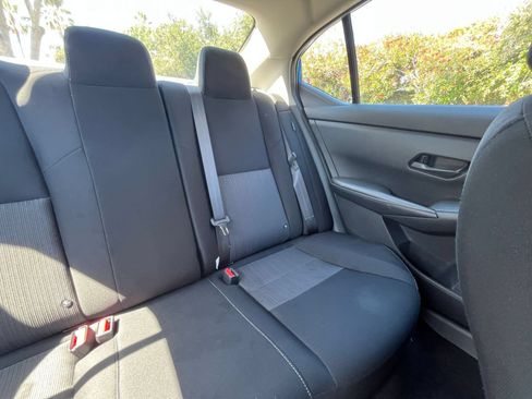 Used 2025 Nissan Sentra SV FWD image 35