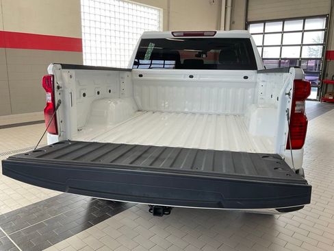 Used 2023 Chevrolet Silverado 1500 LT image 6