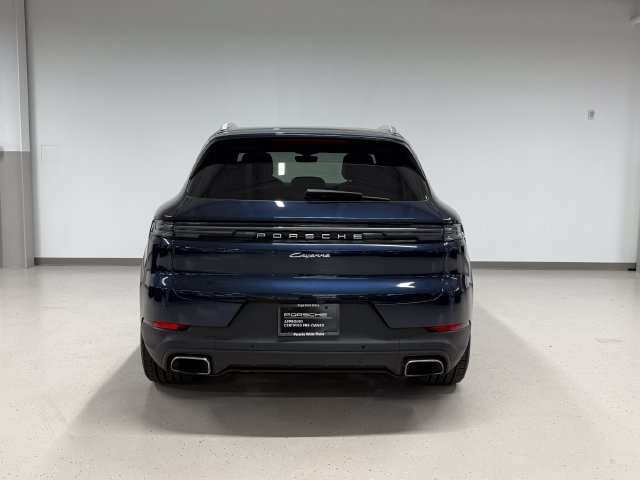 Certified 2026 Porsche Cayenne E-Hybrid AWD/4WD image 8