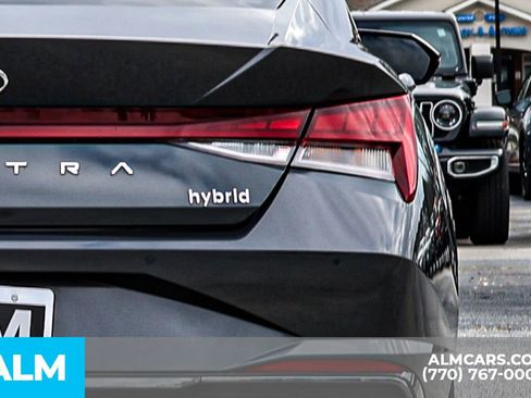 Used 2023 Hyundai Elantra Limited image 15