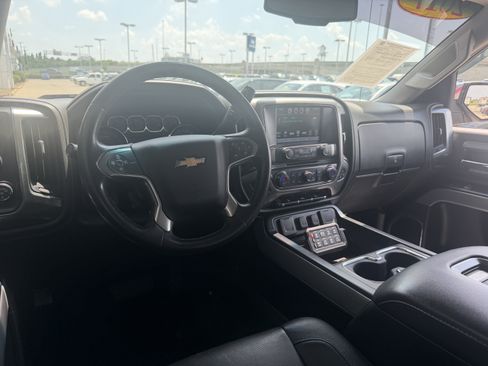Used 2017 Chevrolet Silverado 1500 LTZ Z71 AWD/4WD image 33