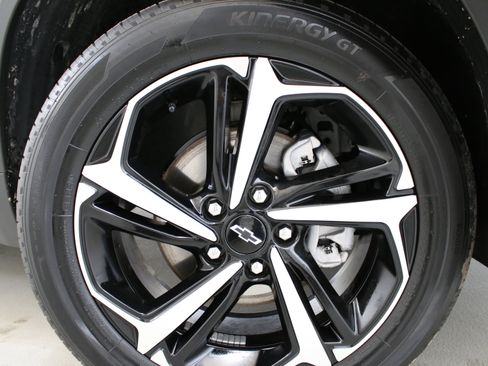 Used 2023 Chevrolet TrailBlazer RS AWD/4WD image 34
