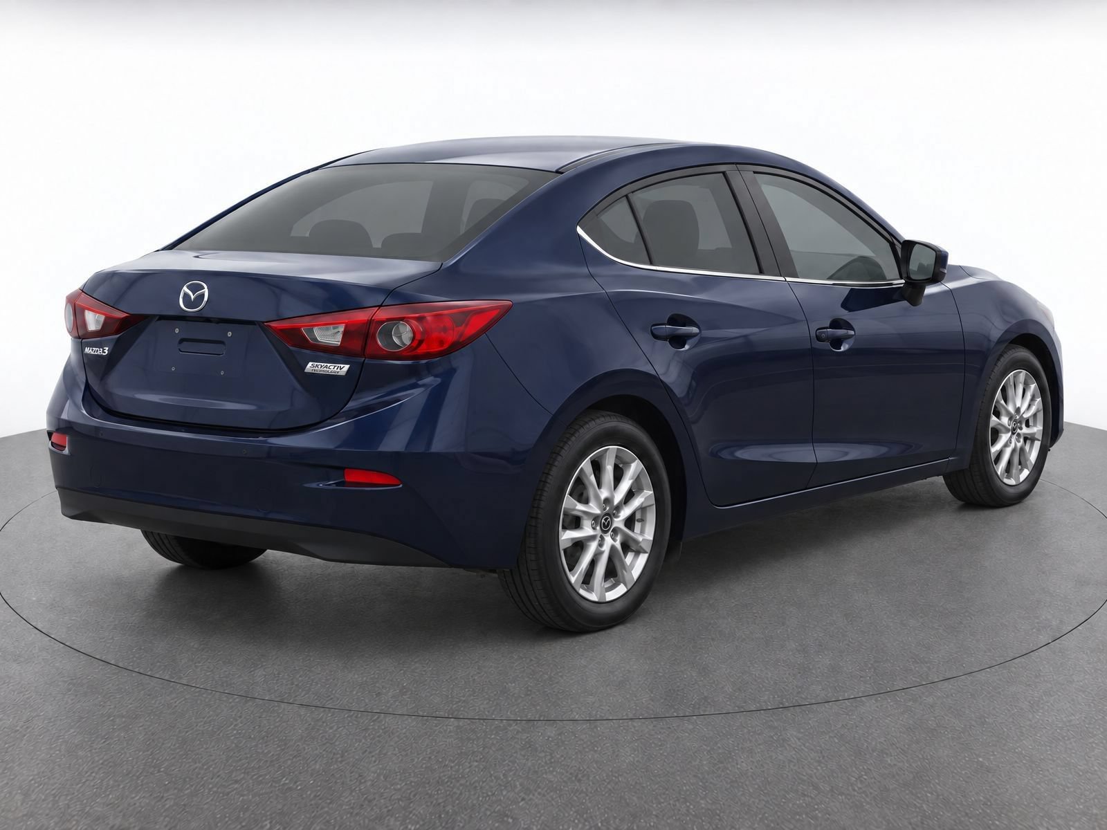 Used 2016 MAZDA MAZDA3 i Sport w/ Preferred Equipment Package FWD image 3