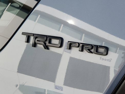 Used 2017 Toyota 4Runner TRD Pro image 7