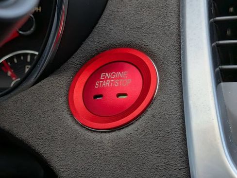 Used 2015 Chevrolet SS RWD image 29