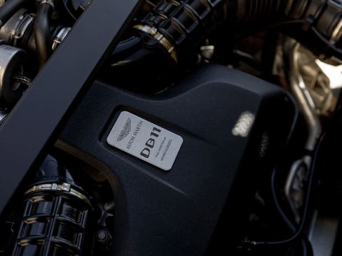 Used 2019 Aston Martin DB11 Volante image 62