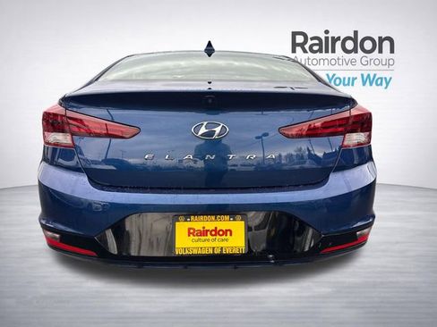 Used 2020 Hyundai Elantra SEL FWD image 8