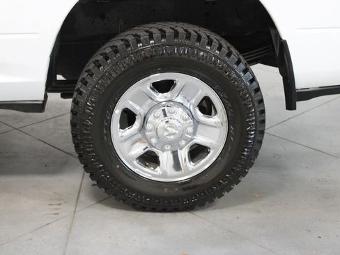 Used 2022 RAM 3500 Big Horn image 18