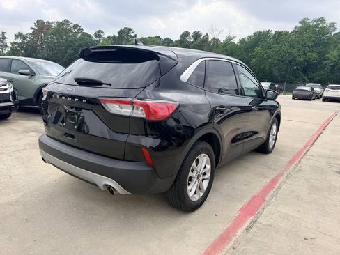 Used 2021 Ford Escape SE FWD image 36