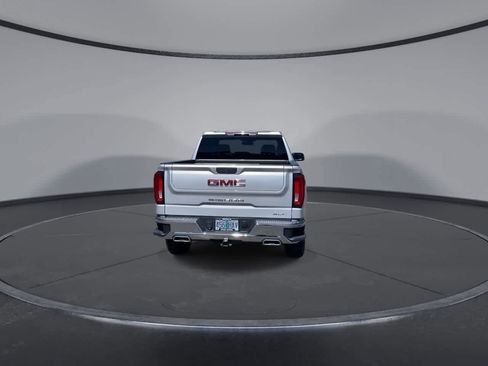 Used 2021 GMC Sierra 1500 SLT w/ X31 Off-Road Package AWD/4WD image 7