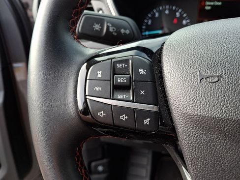 Used 2022 Ford Escape SEL w/ SEL Stealth AWD Package image 23