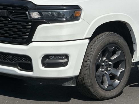 Used 2025 RAM 1500 Big Horn AWD/4WD image 8