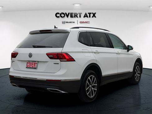 Used 2020 Volkswagen Tiguan SE w/ Panoramic Sunroof Package image 7