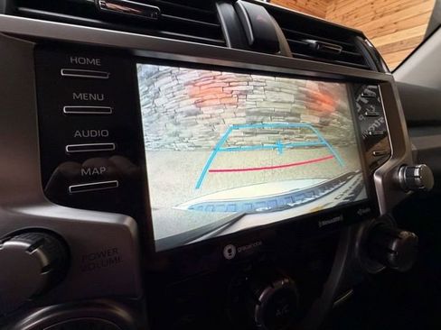 Used 2022 Toyota 4Runner SR5 Premium AWD/4WD image 21