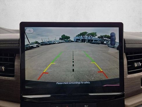 Used 2024 Ford Expedition Max Limited RWD image 14