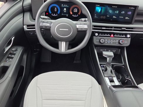 New 2026 Hyundai Santa Cruz SE AWD/4WD image 7