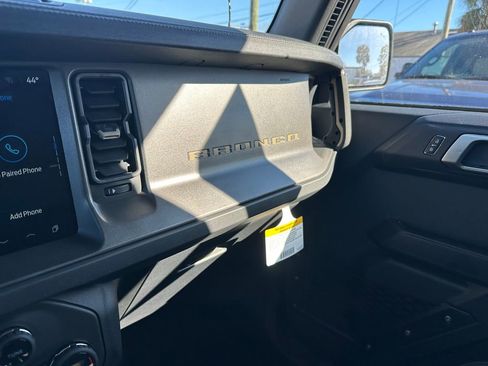 New 2025 Ford Bronco Badlands image 70