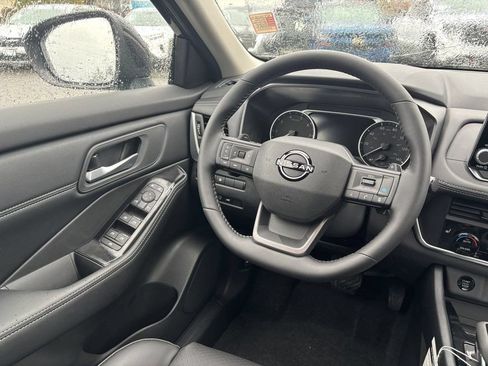 Used 2026 Nissan Rogue Dark Armor AWD/4WD image 19