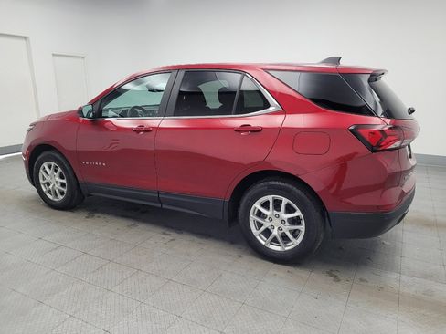 Used 2024 Chevrolet Equinox LT image 3