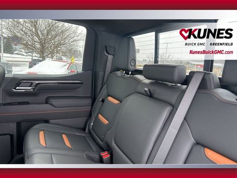 New 2026 GMC Sierra 1500 AT4 w/ AT4 Premium Package image 39