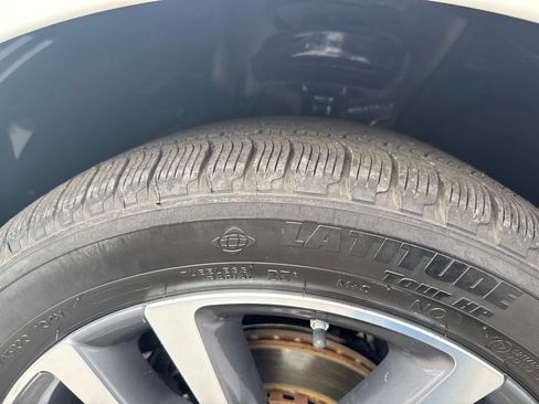 Used 2019 Acura MDX SH-AWD w/ Advance Package image 34