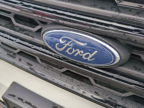 Certified 2021 Ford EcoSport S image 21