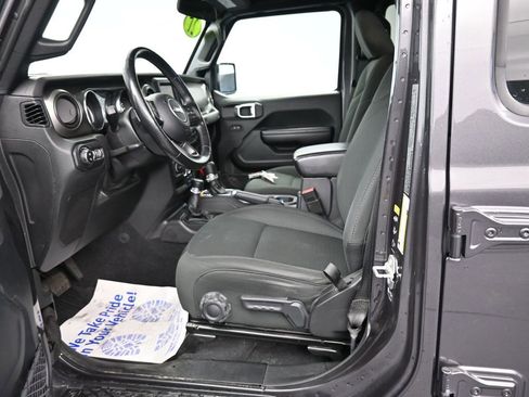 Used 2021 Jeep Gladiator Sport AWD/4WD image 30