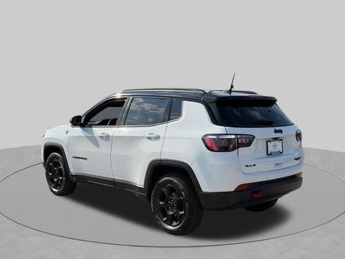 Used 2024 Jeep Compass Trailhawk AWD/4WD image 9
