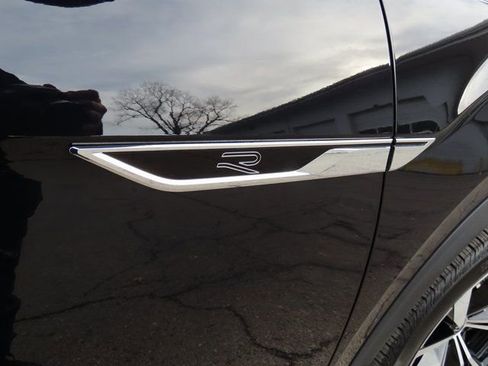 Used 2025 Volkswagen Atlas SEL Premium R-Line image 9