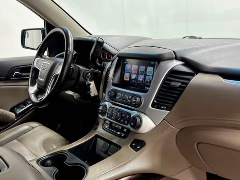 Used 2019 GMC Yukon SLT AWD/4WD image 20