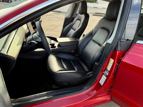 Used 2020 Tesla Model 3 Standard Range Plus RWD image 26