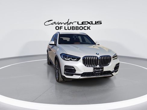 Used 2023 BMW X5 xDrive40i image 2