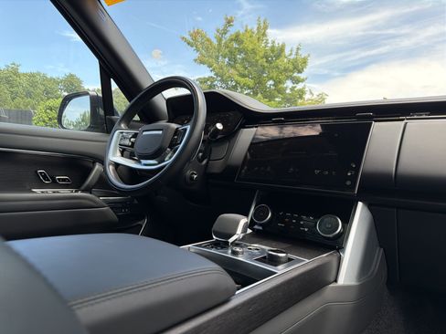 Used 2023 Land Rover Range Rover Long Wheelbase First Edition AWD/4WD image 6