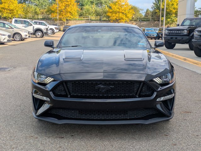 Used 2022 Ford Mustang GT Premium w/ Equipment Group 401A RWD image 2