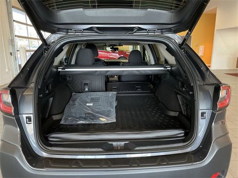 Certified 2025 Subaru Outback Premium w/ Popular Package #1A image 19