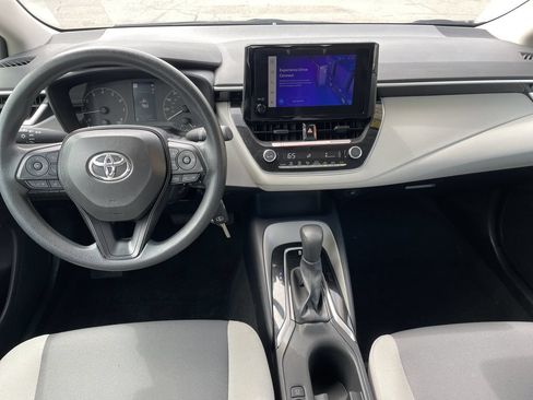 Certified 2025 Toyota Corolla LE FWD image 15