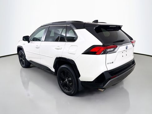 Used 2021 Toyota RAV4 XSE w/ Protection Package (TMS) image 5