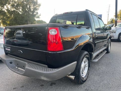 Used 2002 Ford Explorer Sport Trac 2WD image 4