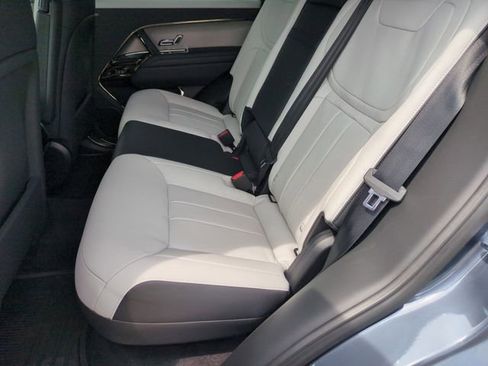 New 2026 Land Rover Range Rover Sport Dynamic SE AWD/4WD image 15