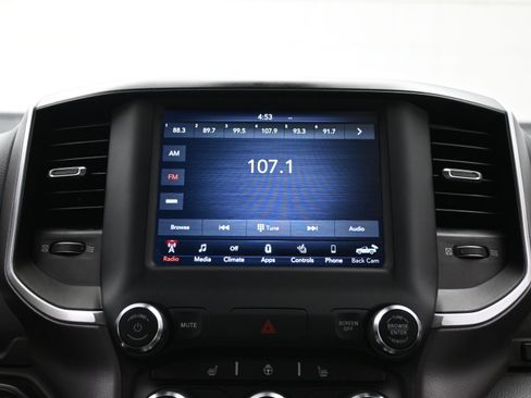 Used 2020 RAM 1500 Lone Star image 28