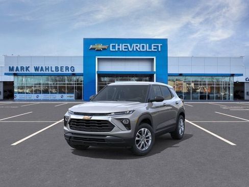 New 2026 Chevrolet TrailBlazer LS w/ LS Convenience Package FWD image 8