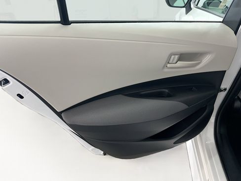 Used 2024 Toyota Corolla LE FWD image 27