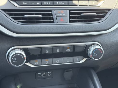 Certified 2025 Nissan Altima 2.5 S FWD image 16