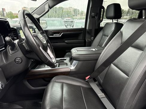 Used 2022 GMC Sierra 1500 SLT w/ SLT Convenience Package AWD/4WD image 5