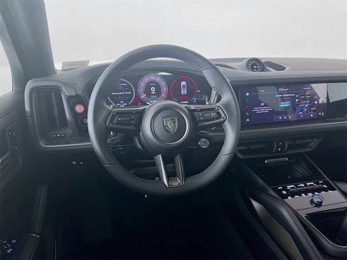 New 2026 Porsche Cayenne Turbo image 25