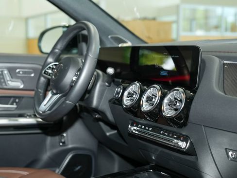 Certified 2023 Mercedes-Benz GLA 250 4MATIC image 60