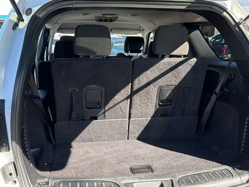 Used 2020 Dodge Durango SXT w/ 3rd Row Seating Group AWD/4WD image 27