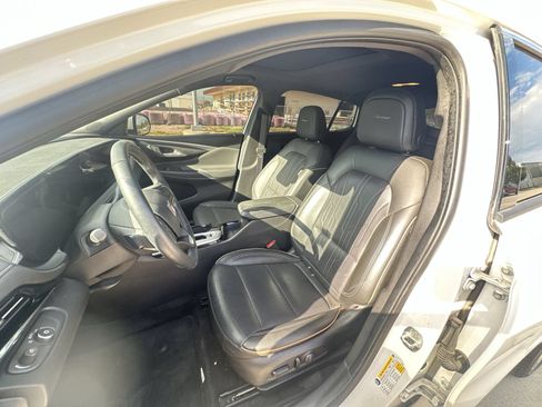 Certified 2024 Buick Envista Avenir FWD image 20
