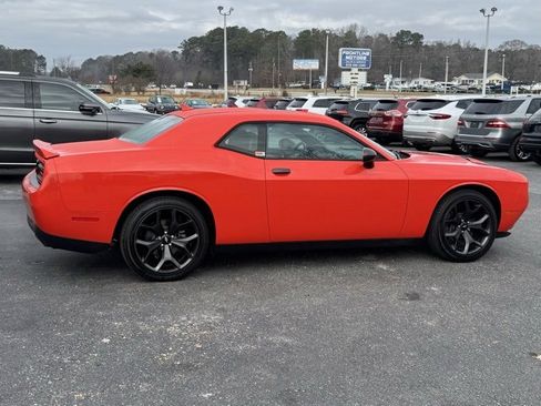 Used 2018 Dodge Challenger SXT Plus image 7